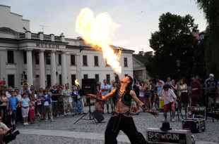 Magia i iluzja na fontannach. W weekend Festiwal Artystów Ulicznych