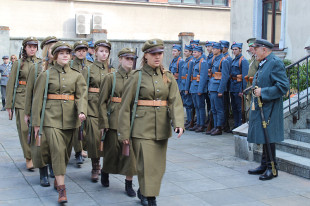 Ochotnicy z Radomia wyruszyli na front [ZDJĘCIA]