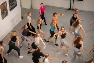 Zajęcia z jazzu i modern jazu w Elektrowni