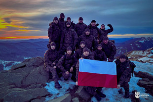 Nowi podoficerowie z radomskiej brygady WOT wykuli swe szlify w Bieszczadach [FOTO]