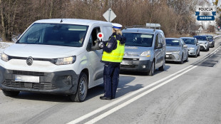 Radomscy policjanci jednego dnia skontrolowali trzeźwość 2300 kierowców. Po alkoholu było trzech [FOTO]
