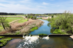 Nowy most nad Radomką gotowy. Na drogę do Jedlińska trzeba jeszcze poczekać [FOTO]