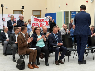 Sejmik Województwa Mazowieckiego pierwszy raz w Radomiu. Uczczono Bohaterów Czerwca '76