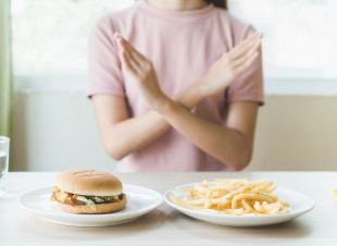 Jak unikać przetworzonych produktów i nadal jeść wygodnie?