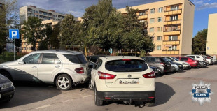 Staranował trzy auta na parkingu na Ustroniu