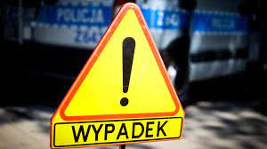 Pijany na hulajnodze elektrycznej uderzył w ambulans
