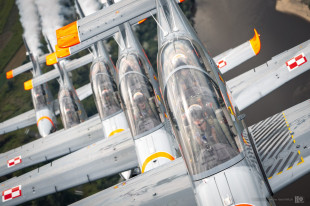 Niesamowite zdjęcia air-to-air z przygotowań przed Air Show