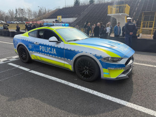 Ford Mustang przejęty od pijanego kierowcy jako radiowóz w radomskiej policji [FOTO | WIDEO]