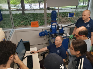 Najlepsze na świecie tribotestery z Radomia zainstalowane w Monterrey. Sukces naukowy i biznesowy