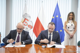 Podpisanie umowy między MZDiK a  Maxto Technology