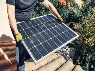 Jak monitorować pracę magazynu energii i interpretować najważniejsze parametry?