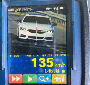 Pędził po Radomiu z prędkością 135 km/h.