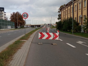 ul. Olszewskiego w Radomiu, wjazd na wiadukt zamknięty