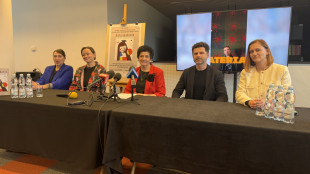 Od lewej: Aleksandra Rajska, Anna Szary, Wioletta Kotowska, Łukasz Rudecki, Ewelina Aleksandrzak