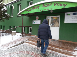 Opiekun medyczny, kosmetyczka i nie tylko! Staże i praca
