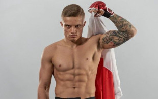 Patryk Kaczmarczyk staje w obronie pasa