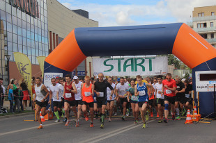 Ponad 300 uczestników ''Słonecznego biegu'' [ZDJĘCIA]