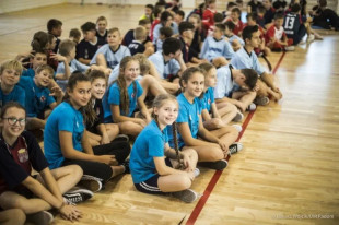 Szkolna Olimpiada w hali MOSiR