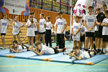 Szkolna Olimpiada w hali MOSiR