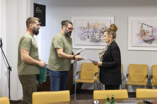 Urzędnicy miejscy z Radomia przeszli szkolenie z samoobrony
