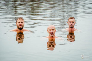 Wojskowi z Radomia przeszli szkolenie z radzenia sobie z hipotermią [FOTO]