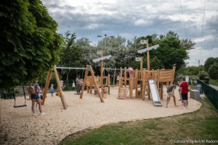Plac zabaw na Gołębiowie II