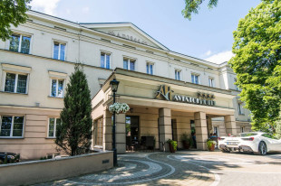 Hotel Aviator