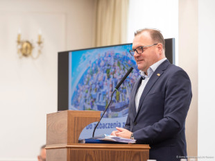 Radosław Witkowski z wotum zaufania podczas posiedzenia Rady Miejskiej