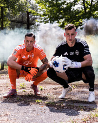 Tak prezentują się stroje bramkarzy Radomiaka