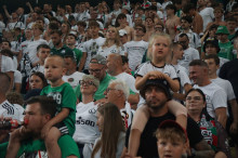 Doping kibiców podczas meczu Legii z Radomiakiem