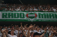 Doping kibiców podczas meczu Legii z Radomiakiem