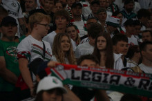 Doping kibiców podczas meczu Legii z Radomiakiem