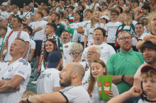 Doping kibiców podczas meczu Legii z Radomiakiem