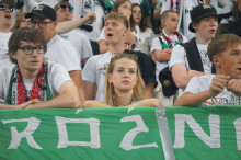 Doping kibiców podczas meczu Legii z Radomiakiem