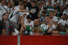 Doping kibiców podczas meczu Legii z Radomiakiem