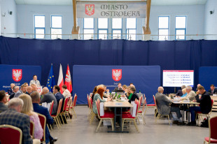 Sejmik Województwa Mazowieckiego apeluje o wpisanie do Zintegrowanej Sieci Kolejowej Korytarza Centr