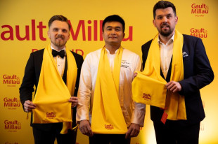 Kacper Czwarno, Surat Butsarkham (szef kuchni) i Hubert Czwarno