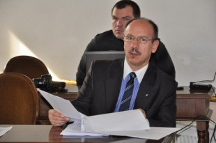 Dyrektorzy szkół (prawie) wybrani