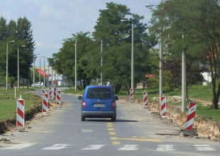 Mieszka I - prace na ukończeniu