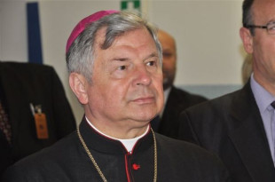 Biskup zaprasza na mszę w intencji zmarłych pacowników radomskich uczelni
