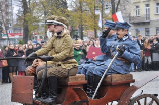 Błękitna Armia w centrum Radomia (zdjęcia)