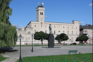 Dresiarze, zupki chińskie i korupcja. Czy nadal z tym kojarzony jest Radom?