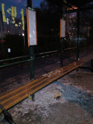 Wydają majątek na naprawianie uszkodzonych wiat przystankowych