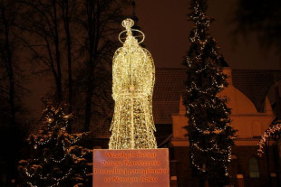 Radom w blasku świateł świątecznych dekoracji. Zobacz zdjęcia!