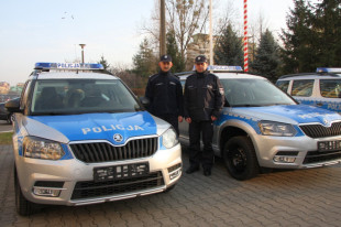 Policja dostała pod choinkę nowe radiowozy [ZDJĘCIA]