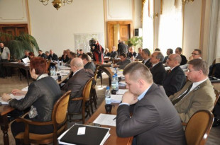Radni przyjęli program ''Karta Rodzina Plus''