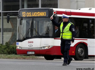 W środę utrudnienia w ruchu i opóźnienia autobusów. Będzie korowód