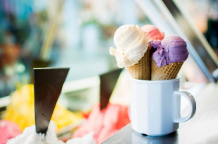 Jagodowe, śmietankowe czy truskawkowe? Na jakie lody masz ochotę? Lodomania zaprasza [KLIKNIJ I WYGRAJ]