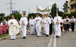 Utrudnienia i objazdy podczas procesji Bożego Ciała