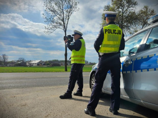 Wzmożone kontrole na drogach - policja apeluje o ostrożność